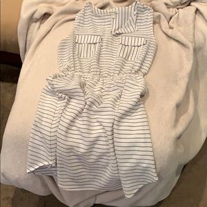 Sleeveless dress